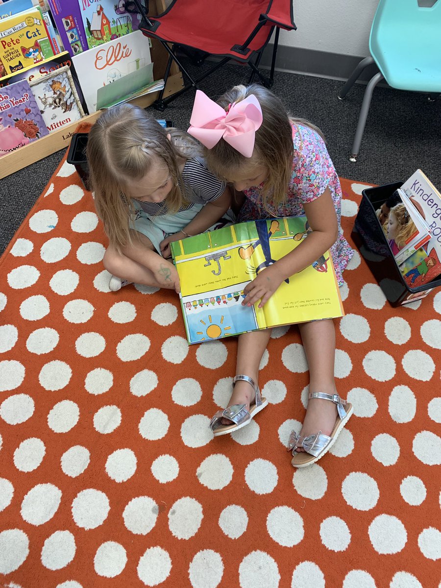 mrsbryantsbunch's tweet photo. Practicing some private & partner reading! #readingworkshop #KinderRoos #whymme #whywisd https://t.co/gMXV7vt094