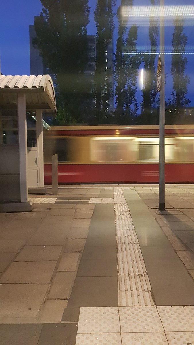 kreuzberged's tweet photo. I'm sitting on board of a #BerlinerSBahn train, listening to #thearchers on @BBCRadio4. Isn't life just like box of chocolates? 😉 https://t.co/Qs7StO8TE4