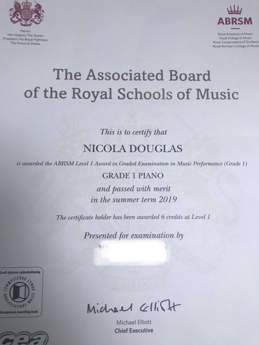 At our @Laughology inset day with <a href="/kerryleighcomic/">Kerry Leigh</a> last September we were asked to write down one thing we wanted to do for ourselves outside of our profession. I wanted to learn the piano. Still a long way to go but I’ve started my journey! Thank you Kerry! #wellbeing #goals