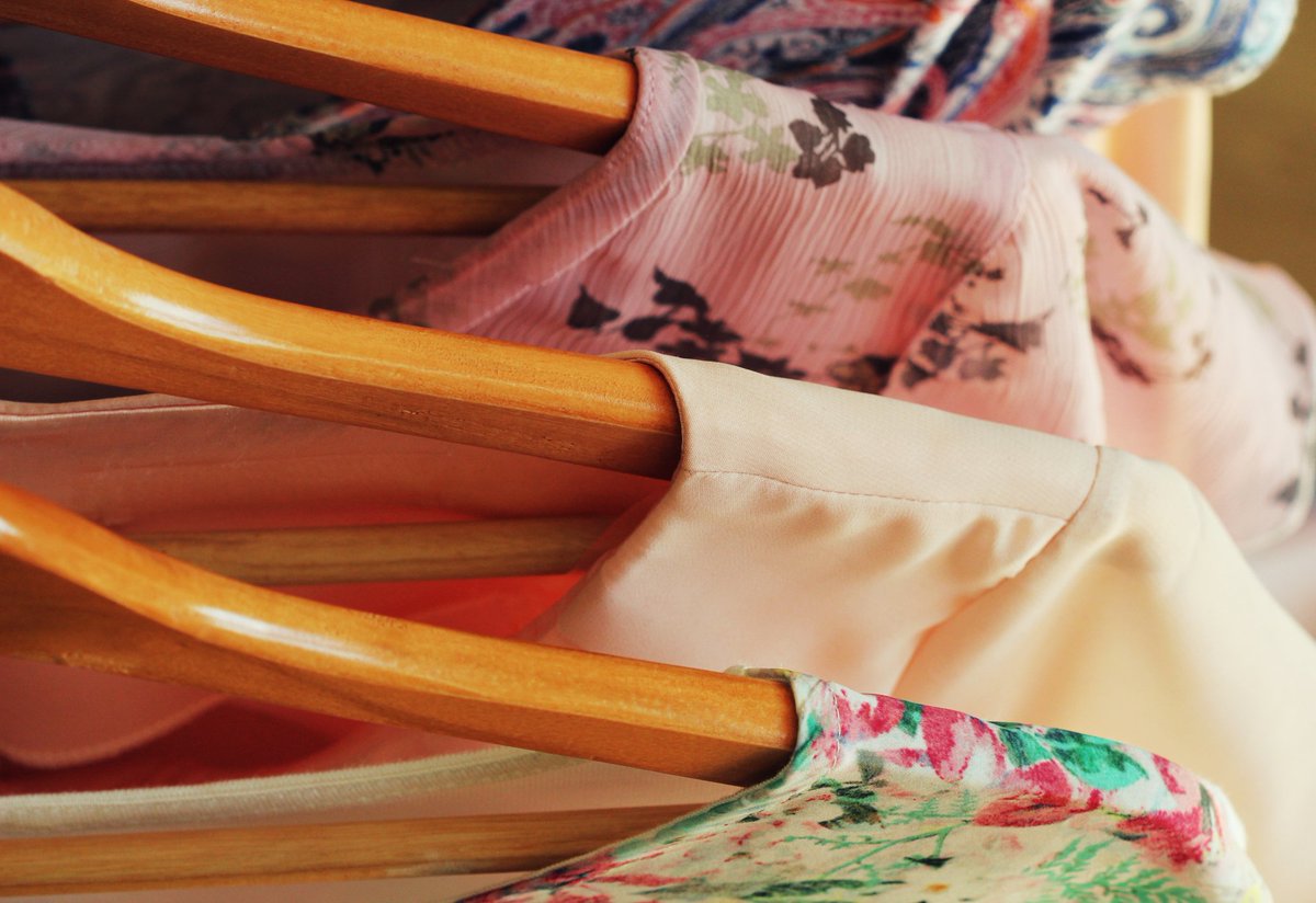 Can’t decide what to wear? Our spacious closets create an optimal outfit-choosing environment because you can conveniently store and access all of your clothes in one place! bit.ly/2YflAU5