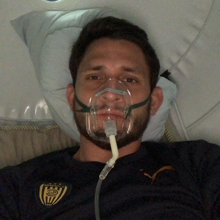 🇺🇦🇵🇾  haciendo  los tratamiento  de hiperbárica  con la oxigenación  para la recuperación   después de un esfuerzo   físico