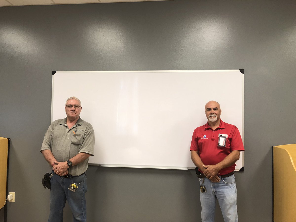 Angelo and Richard <a href="/FCSD_plantsvcs/">FCSD Plant Services</a> puttin in work for our students! Looks great! Thank you for hanging our whiteboard #SELtime <a href="/Optimizing_HS/">School-Connect</a> 💯💪🥇🎓