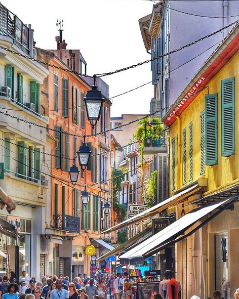 villecannes's tweet photo. Bonjour #Cannes !
Un excellent #Vendredi13 à tous !
📸 cannestagram
#CotedAzurFrance #Meynadier https://t.co/Xg57Z0DRDl