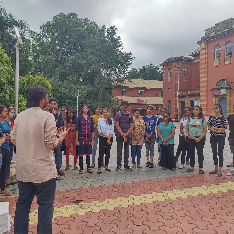 sandeeppathe's tweet photo. #heritageDialogue on #Naratives from Colonial Architecture of Nagpur to Celebrate #NasaDay with students of Various Architectural institutions
#conservationstories
#TheNagpurTales X #NASAindia https://t.co/5W3ujUtp16