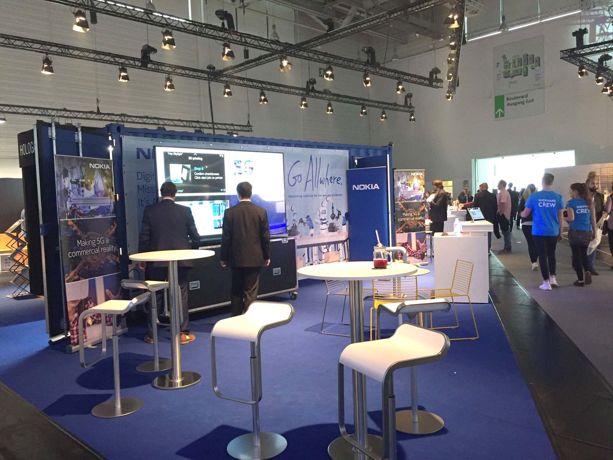 becon's tweet photo. Parallel zur #AWK19 senden wir liebe Grüße von der @dmexco aus Köln. Fachmesse für #digitales #Marketing &amp; #Werbung. Hier gehts um #Industrie 4.0 "#Factory in a #Box", #Postprocessing, #Warehouse #Assembly, #Quality #survey, #VA und #VR #interacting, u.v.m..  #DMEXCO19 #becon https://t.co/3vua1d2xtG