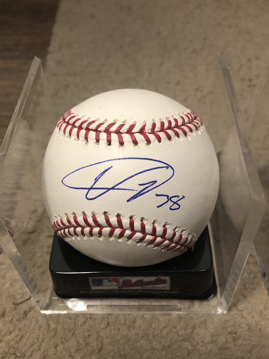 SigsSimmos's tweet photo. FIRST TIME EVER PRICING! $15 per ball plus $5 shipping flat rate. Let’s see if we can move 5 or more of these awesome items today! Jamie Moyer. Ubaldo Jimenez. Jameson Taillon. Adam Jones. @HobbyConnector @TheHobbySpyder #WeMakeItFun #TellUsWhoYouCollect https://t.co/hj3nkasMrA
