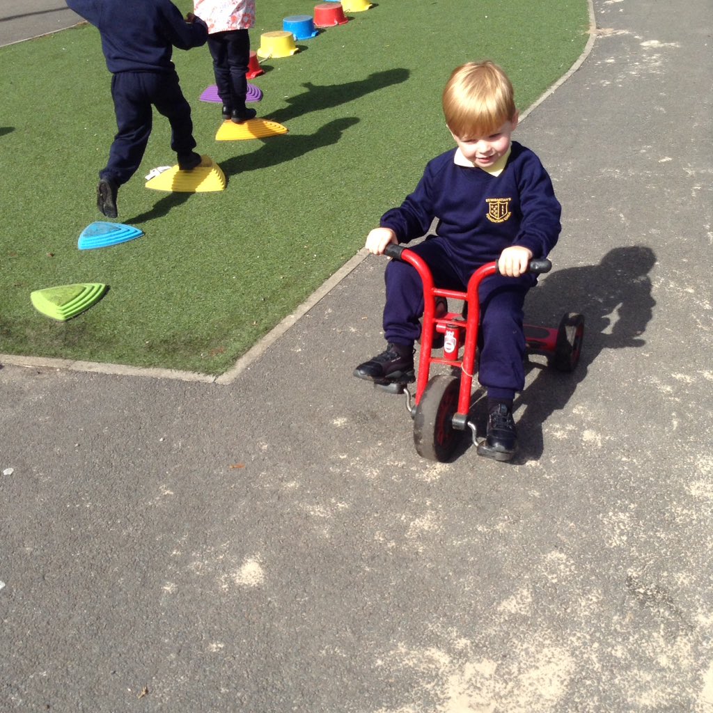 StSebastiansPri's tweet image. #Foundation1 Children have settled back into school routine and have been having lots of fun welcoming new friends to our school family.