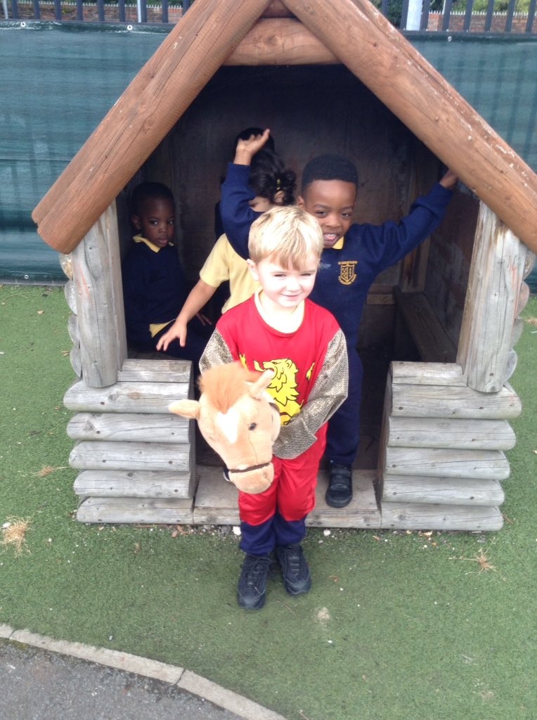 StSebastiansPri's tweet image. #Foundation1 Children have settled back into school routine and have been having lots of fun welcoming new friends to our school family.