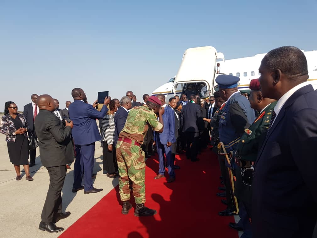 Ministry of Information, Publicity & Broadcasting (@infominzw) on Twitter photo President <a href="/edmnangagwa/">President of Zimbabwe</a> welcomes the Mugabe family as they arrive with the body of the late former President of Zimbabwe Robert Gabriel Mugabe at Robert Mugabe International Airport #RIPMugabe President <a href="/edmnangagwa/">President of Zimbabwe</a> welcomes the Mugabe family as they arrive with the body of the late former President of Zimbabwe Robert Gabriel Mugabe at Robert Mugabe International Airport #RIPMugabe