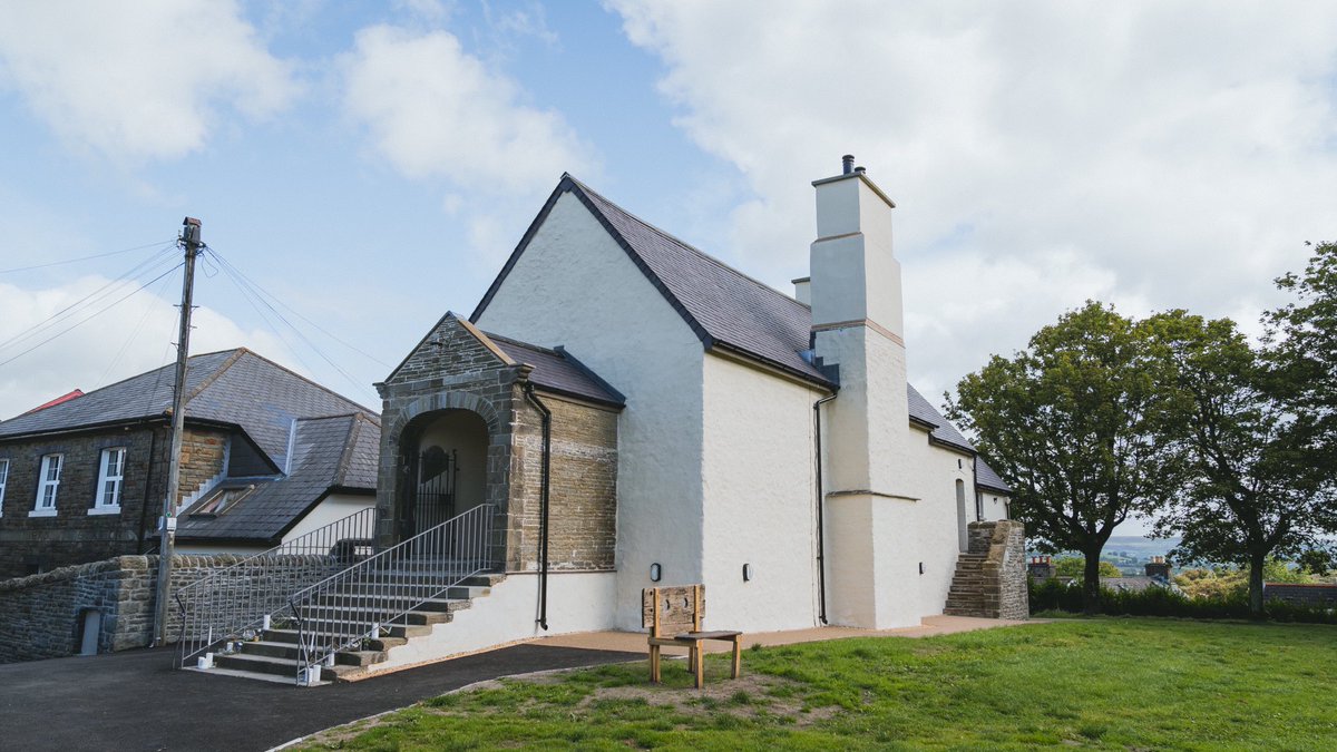We were delighted to be a part of the Llantrisant Guildhall refurbishment. A major transformation to deliver a heritage and visitors' centre for the ancient town. 
Thank you to Lewis Fackrell Photography for the wonderful photos. 

#interiordesign #llantrisant  #project #interior