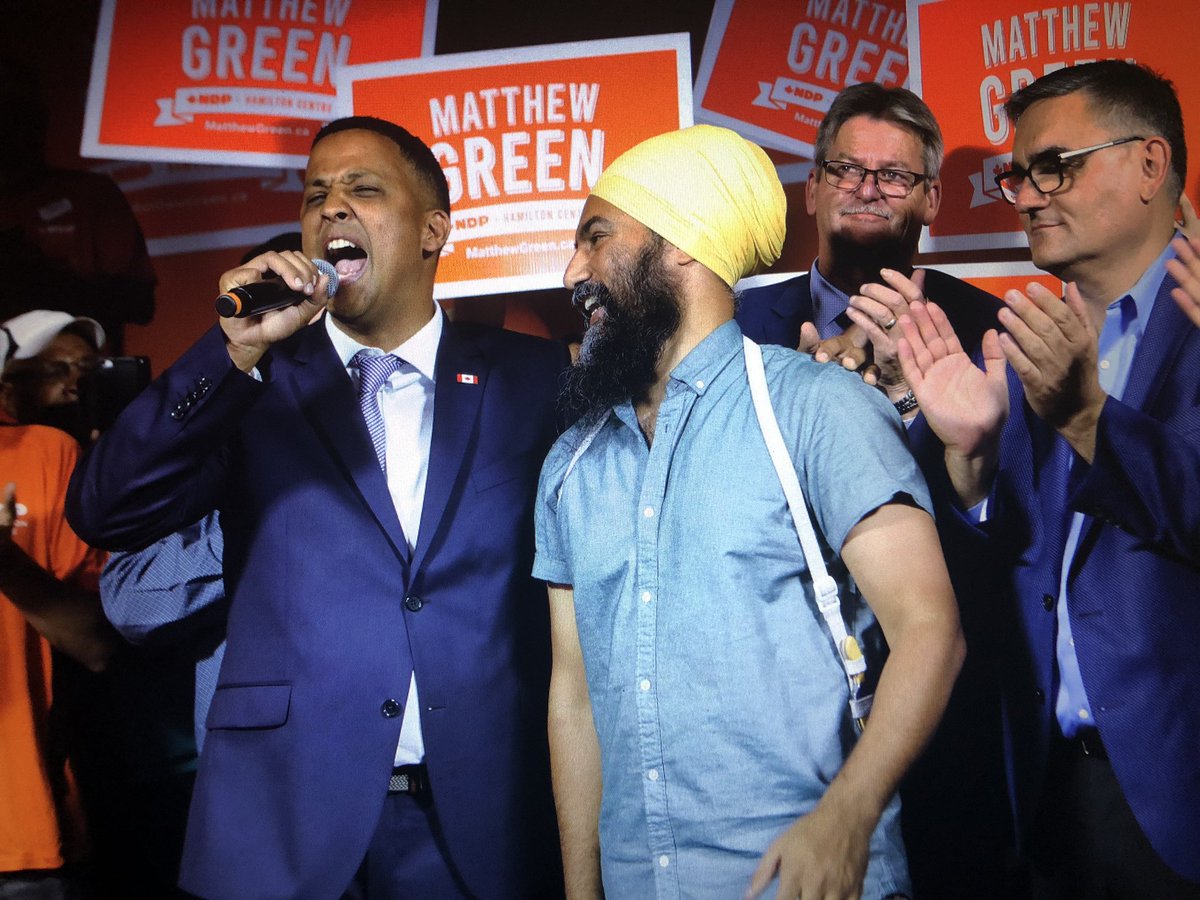 Kicking off his city centre campaign office with great enthusiasm is @MatthewGreenNDP with @theJagmeetSingh @sduvall07 @nickemilanovic #NDP #vote #Election2019 #hamont