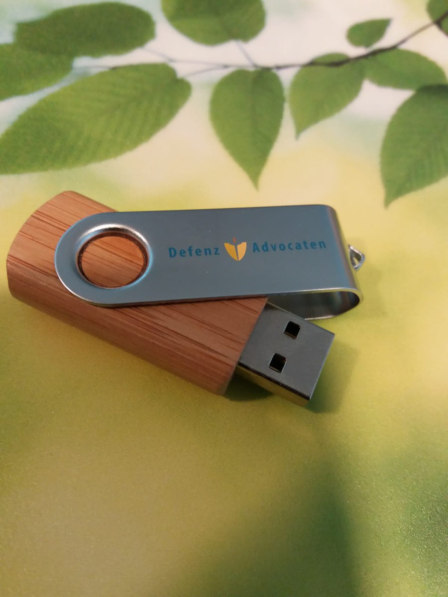 DefenzLegal's tweet photo. Op de dag van de scheiding, vrijdag 13 september a.s.staan onze experts voor u klaar voor al uw vragen. Voor u ligt een usb-stick met een door u in te vullen concept ouderschapplan. Neem gerust contact op. https://t.co/1hxS4a9Wxo