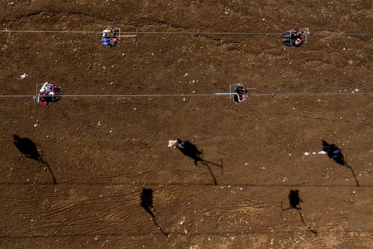 This is what the  #ClimateEmergency looks like in  #SouthAmerica right now.30/Aug/2019:Peak ski season: "Skiers dodged rocks, patches of grass & muddy slush as they descended the slopes of  #Chile’s El Colorado ski resort...And those were the good trails" https://www.bloombergquint.com/onweb/giant-vultures-circle-slopes-in-truly-depressing-ski-season