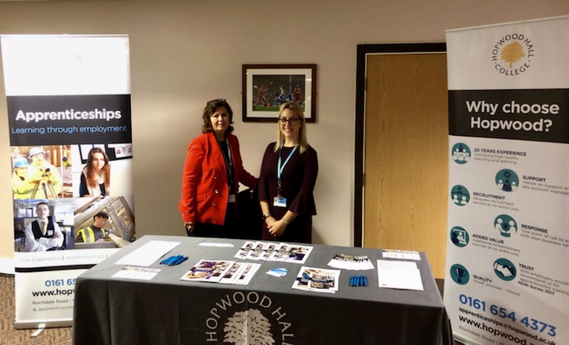 traceyeewood's tweet image. @hopwoodhall Advising Installers on the importance of investing in skills for sector at today’s North West Fire &amp;amp; Security Exhibition #skillsforthefuture #SkillsforSecurity #Apprenticeships