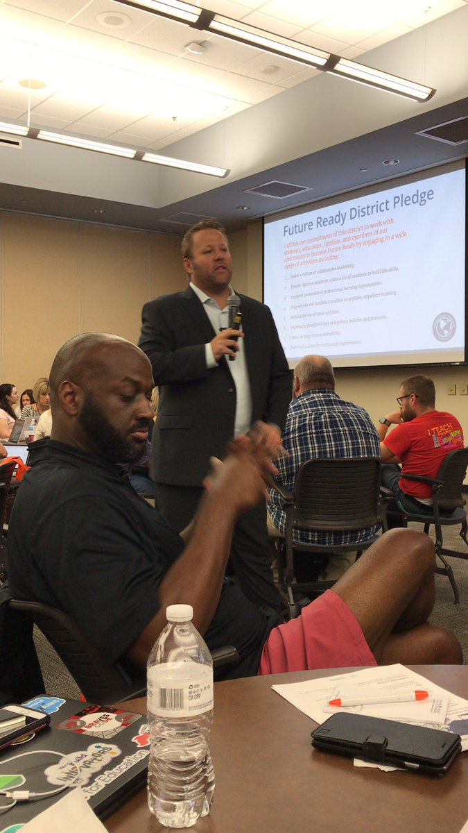 richardsom's tweet photo. IHEVSD ready for a day of learning at #futureready #ihpromise #ihtech https://t.co/AcymQHGKHA