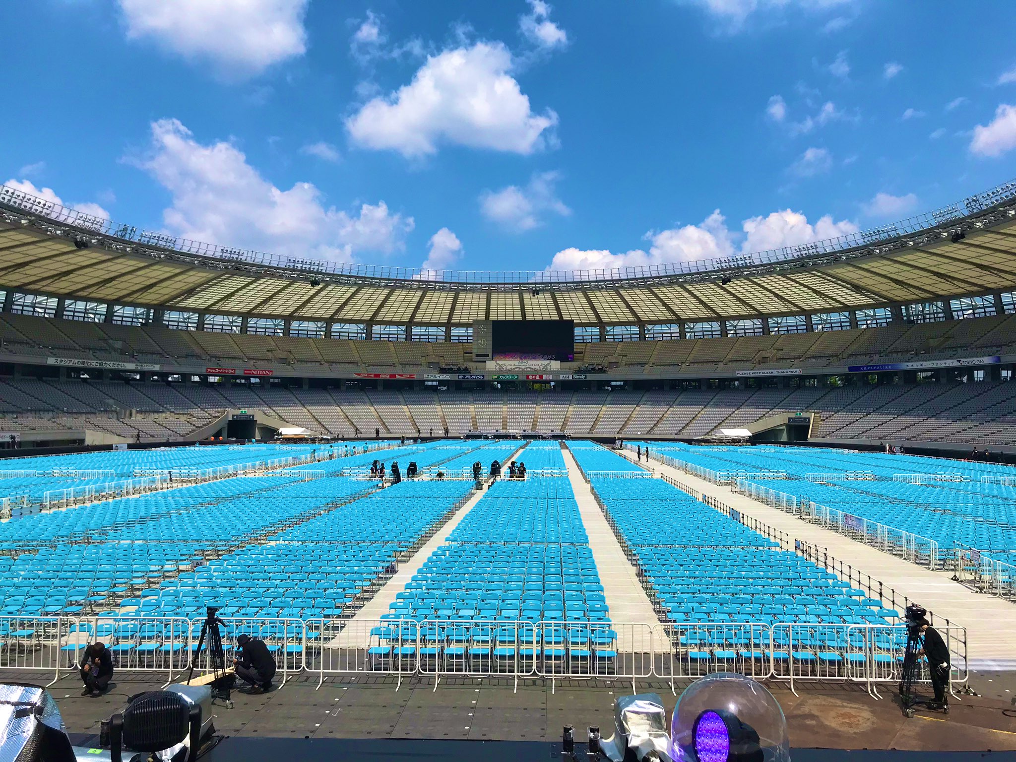 福原 将宜 Official 本日9 11発売 News 15th Anniversary Live Dvd Amp Blu Ray 改めまして とにかく暑い 熱かった 味の素スタジアムでした マーティーさんとのツインギターも炸裂に盛り上がりました News Strawberry