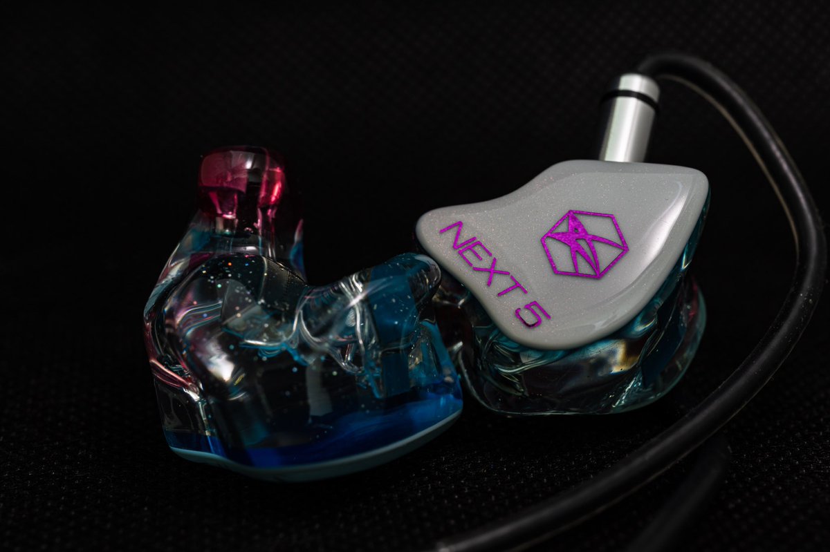 Materialresear1's tweet photo. くみたてLab series 
purple burstの照明難しいな
#くみたてLab #kumitatelab #α7R4 https://t.co/ROhlesRy9V