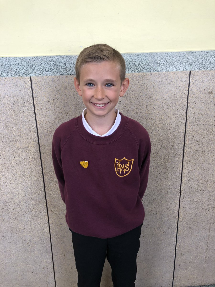 Meet our Tay house captains! 😃 @WestquarterP7_6 <a href="/P7Westquarter/">P7 and Miss McKee</a>