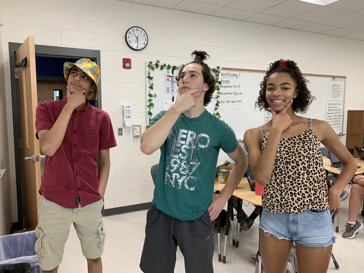 toobusylearning's tweet photo. Spirit Week is ROARING by! These AP World History students know how to show their spirit, Indy style! GO SOPHOMORES!! @IndyNationLCPS @JBonner_Indy @JTrainaAP @KJamesAP #independencehsva https://t.co/vxexaqSWGG