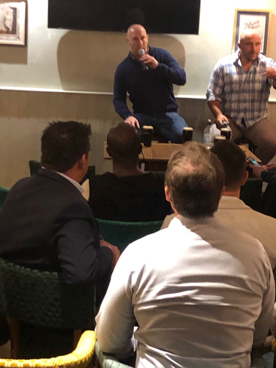 peter_scrivener's tweet photo. What a brilliant podcast chat with ⁦@TomShanklin⁩ ⁦@davidflatman⁩ ⁦@dallaglio8⁩ in the city today. Bloody funny and it reminds us all how great our game is and the personalities involved! #comedy https://t.co/n3OfL0gfZh
