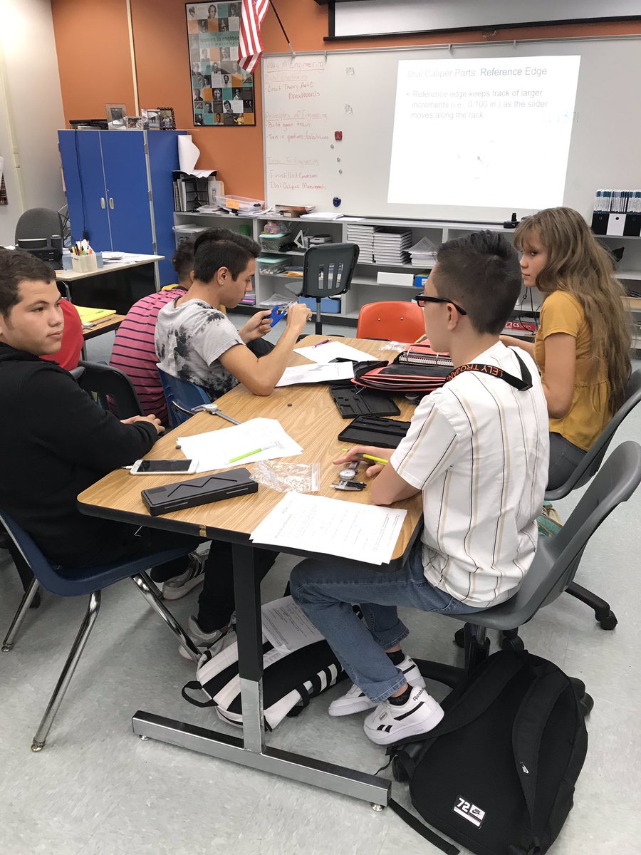 JDues7's tweet photo. Into to Engineering students using calipers to take measurements #wearelely @ccpssteam @CCPS_NAF @ccps #CCPSuccess https://t.co/UExXVS1A3v