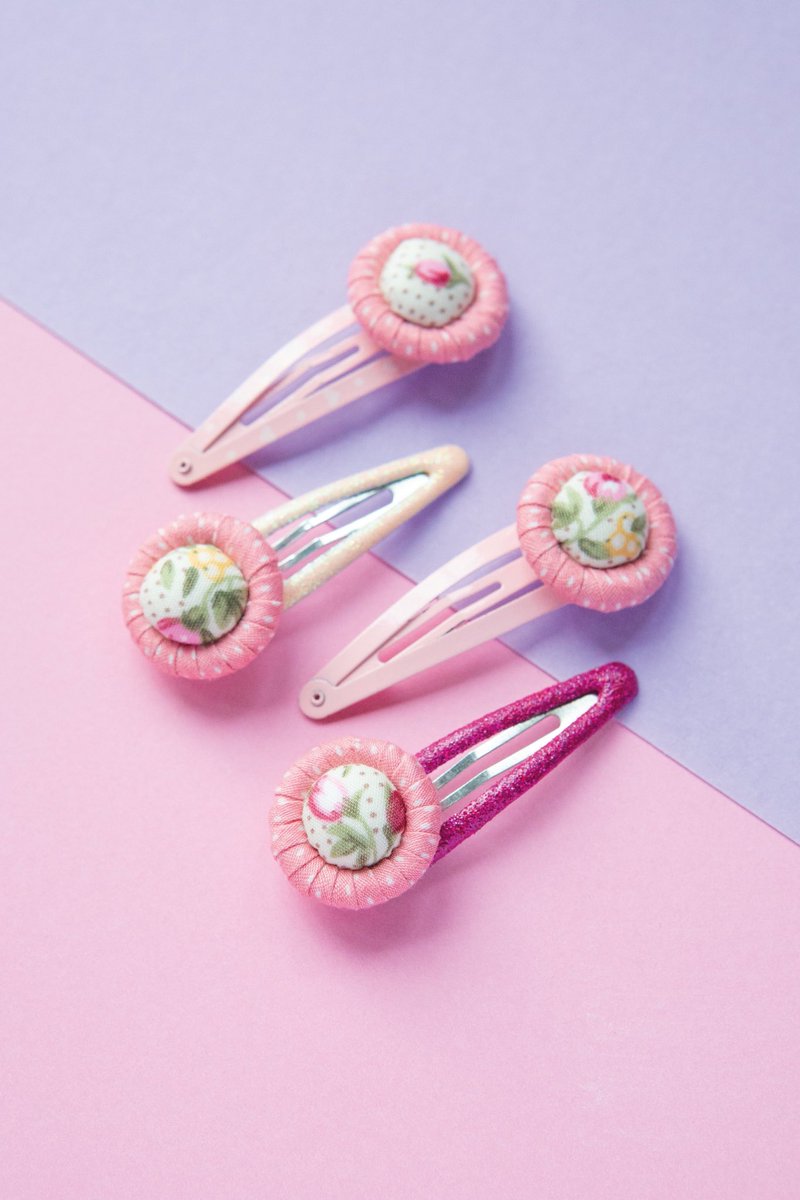 cutoutandkeep's tweet photo. Win Fabric Buttons by @GinaBsilkwork from @SearchPress and #stitch Kelly Buttons - https://t.co/BvZjFKnedf
#book #bookgiveaway #craftbook #craftbookgiveaway #giveaway #competition #contest #win #sew #stitching #buttons #diybuttons #howto #crafting #craft #crafts #crafttutorial https://t.co/w6yAJhXdmt