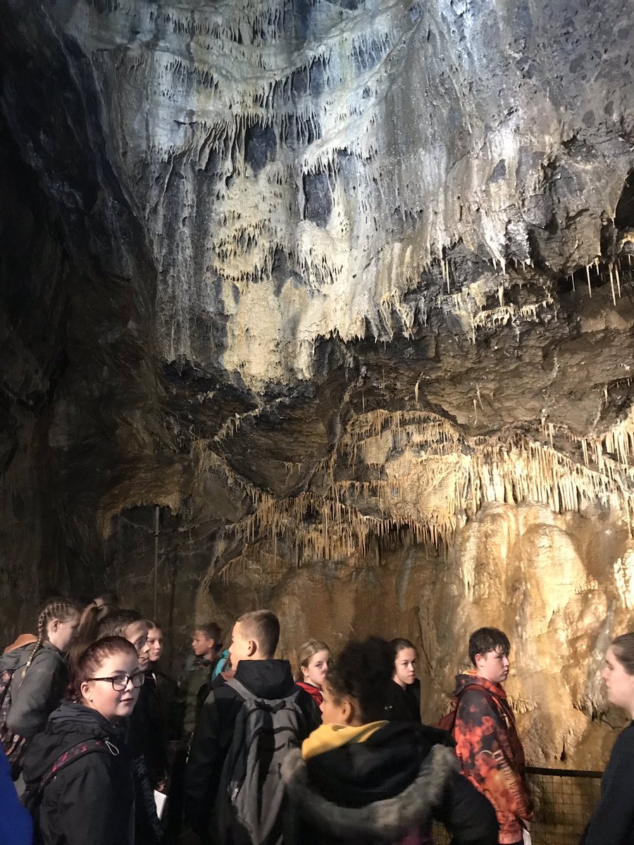 BruntsGeography's tweet photo. Great #geographyfieldtrip to #castleton with @BruntsAcademy year 9’s https://t.co/NUDEFprtVN