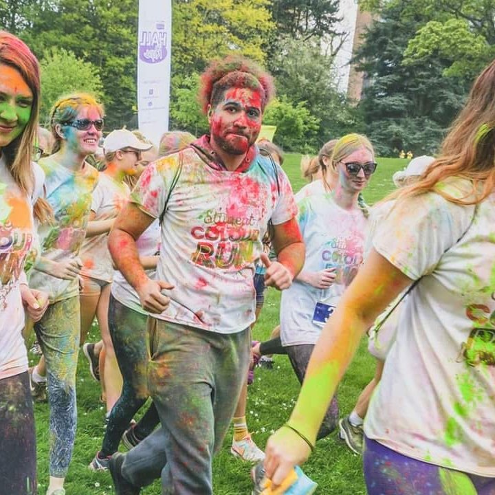shghhhu's tweet photo. Colour Runners, are you outgoing, chatty and confident? Want to earn some cash? 🙂💰

We are looking for staff to promote the Newcastle Colour Run by handing out flyers and engaging with the public

email us at newcastle@studentcolour.co.uk

#studentcolour #run #newcastle https://t.co/Olgj8QhF9c
