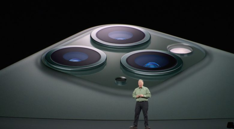 WeWillFIX's tweet photo. Is anybody else seeing Fidget Spinners on the iPhone 11 Pro? https://t.co/HEjG9H8Q2o