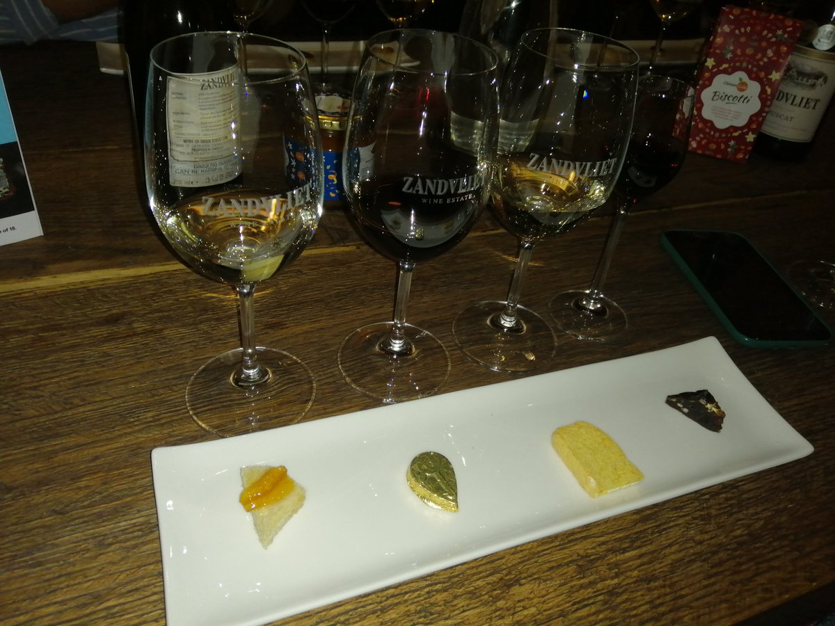 HagenE_ZA's tweet photo. Wine Pairing at Zandfliet. The Miskadel and Biscotti seems to be a clear favorite. 🍷🥂 #CWDMOnTheMove #CWDMRouteApp https://t.co/aniIqNu7pV