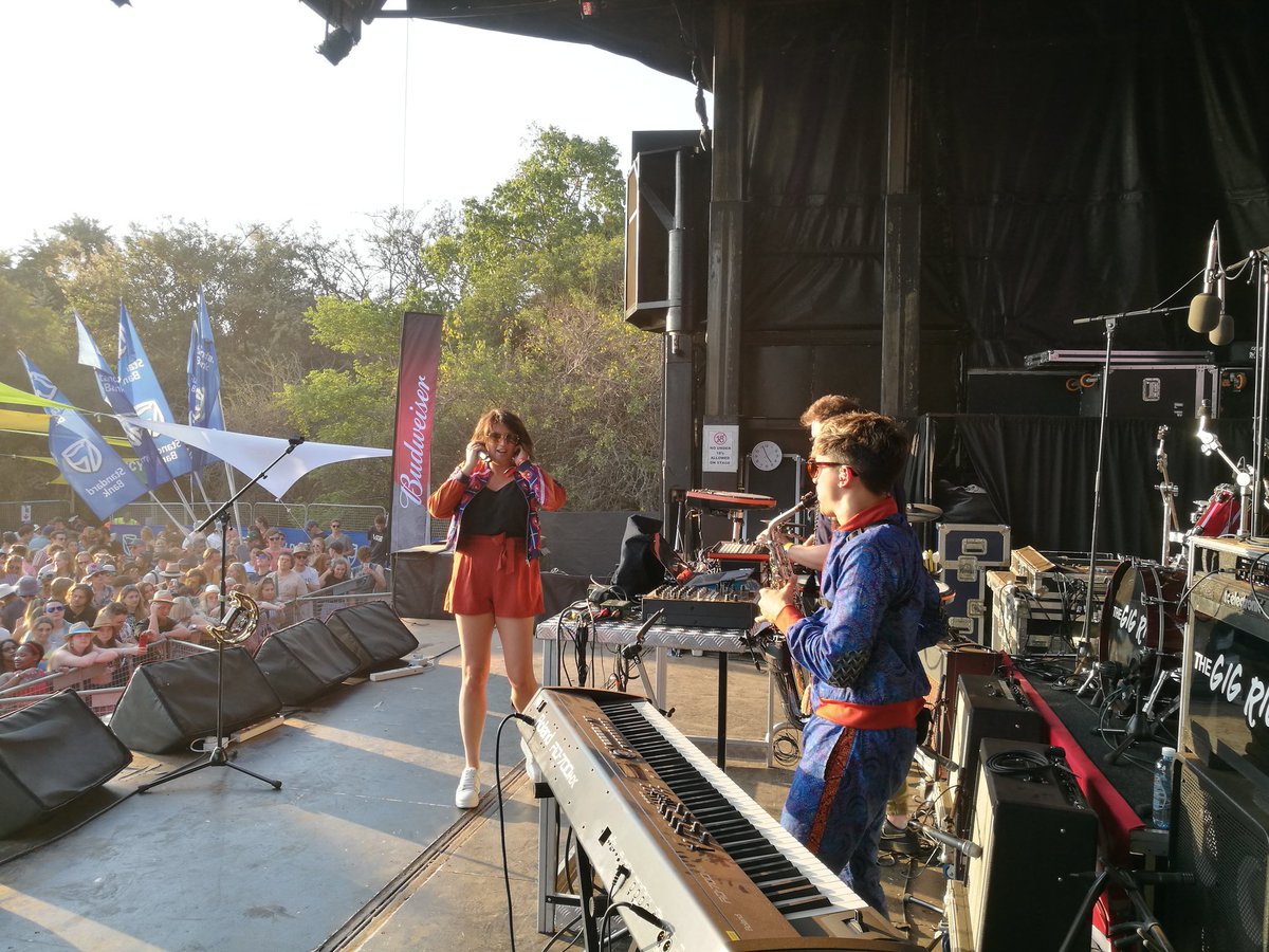 There's no better way to close off the day thank with good vibes and <a href="/Goodlucklive/">GoodLuck</a>!
Best. Day. Ever!

#Lentedag2019