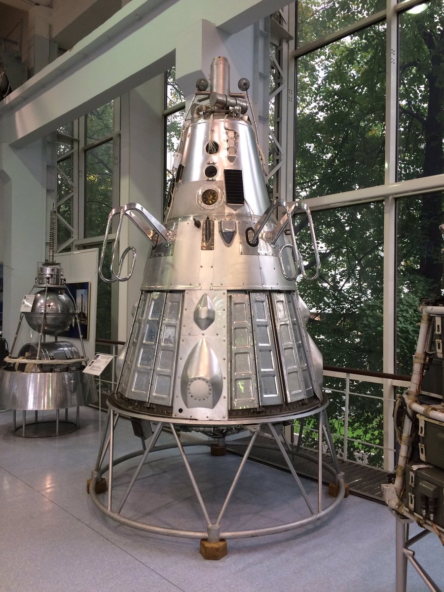  #Sputnik-3 was the first Soviet scientific satellite launched in 1958. It carried 11 scientific instruments. Housing and internals are presented separately and you can see the entire configuration in detail.