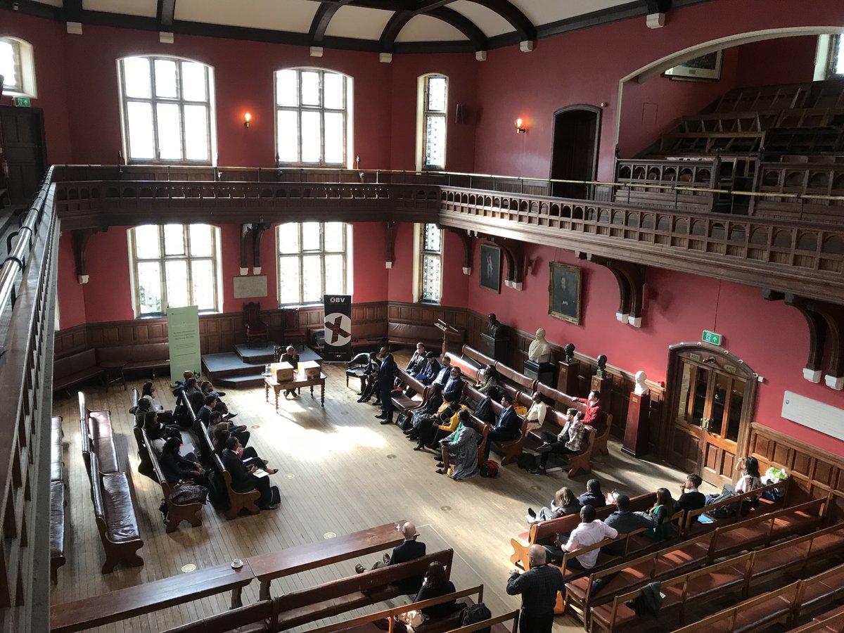OpBlackVote's tweet photo. #OpBlackVote’s Simon Woolley chairs today’s debate. Honoured to be sitting within the esteemed walls of the ⁦@OxfordUnion⁩ #OBVPathwaytoSuccess #FutureLeaders #BAMEPolitics #BMEPolitics #PowerIsNeverGiven https://t.co/MfiBZp5dzh