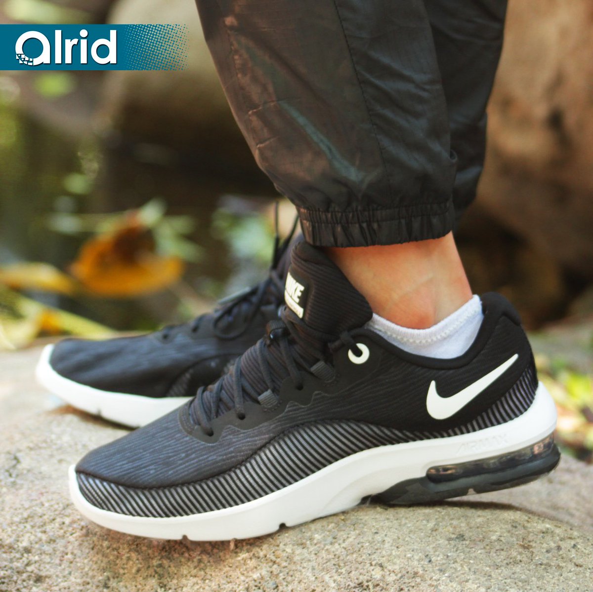 alridcalzado's tweet photo. 🏃Corre con la mayor libertad y comodidad con los Nike Air Max Advantage
🛍Encuentra los tuyos en nuestras sucursales:
Plaza Real Center Guadalajara
Plaza Sendero San Luis Potosí
#NIKE #Moda #Estilo #Tenis #LifeStyle #Correr #Runner #Running #FelizMiércoles #Alrid https://t.co/4ZY9GrBl6I
