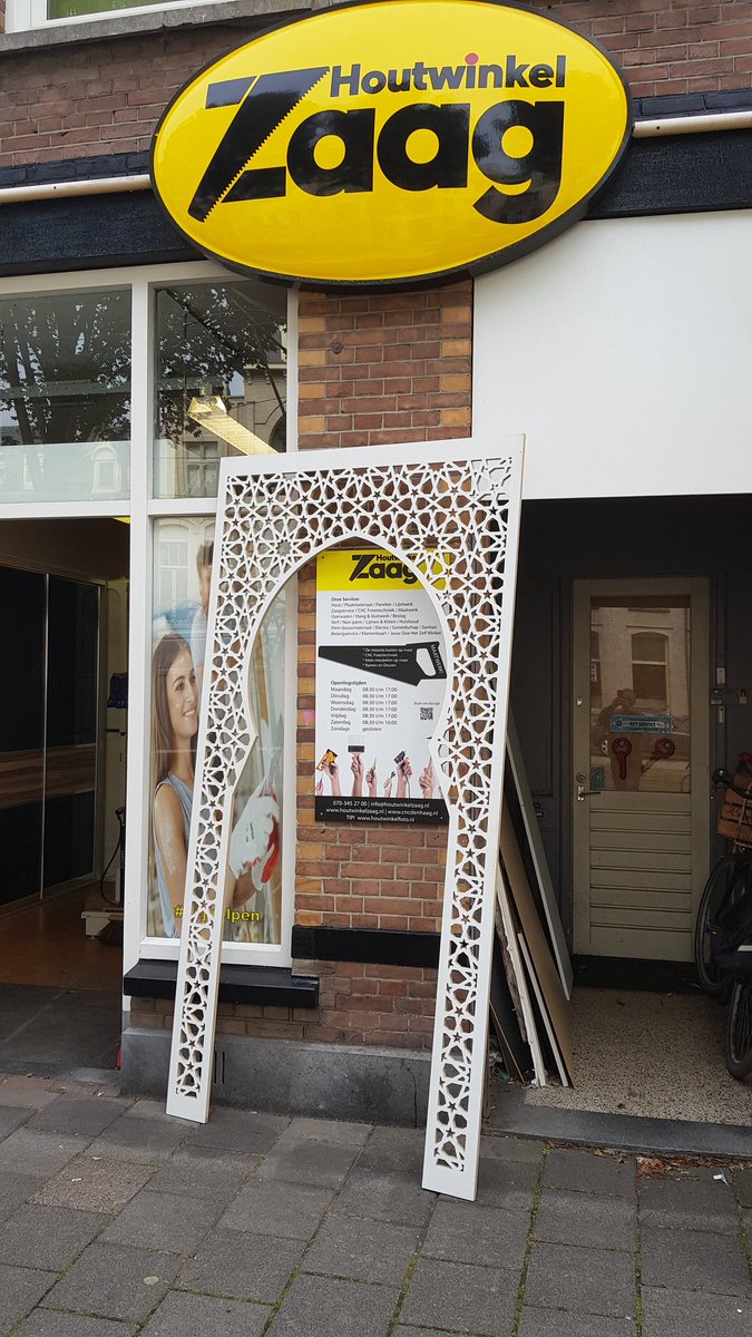 Zo doen we dat hier in #DenHaag ;-) Gemaakt op onze #cnc machine.. Tot ziens in onze leuke #winkel #wijhelpen