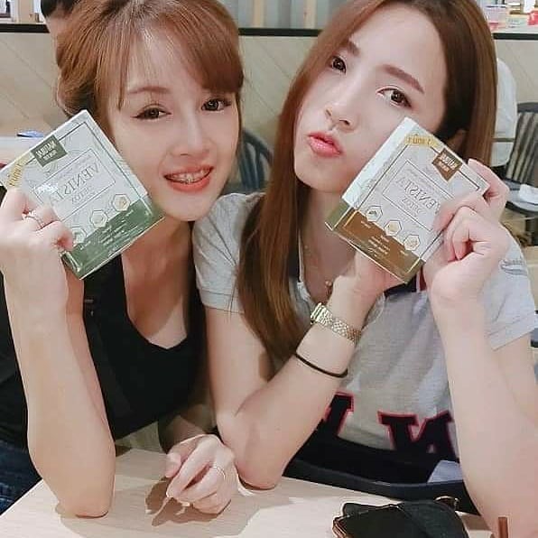 MTeangnueng's tweet photo. ตัวช่วยล็อคหุ่นเป๊ะ #เวนิสต้าดีท็อกซ์ 🌿พุงยุบ เอวเล็ก สัดส่วนลด หุ่นสวย
🌿กินเยอะไม่อ้วน ไขมันสะสม
💥โปร 1 แถม 1 💥490 บาทเท่านั้น!
ทานได้นาน 1-2 เดือน 
#เวนิสต้าดีท็อกซ์ #ดีท็อกซ์สมุนไพร
#ดีท็อกซ์ลำไส้ #ดีท็อกซ์ลดพุง 
#ดีท็อกซ์ขั้นเทพ #ดีท็อกซ์ออแกนิก https://t.co/erDqizSg5M