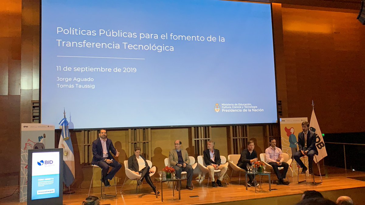 agentiaunne's tweet photo. Excelente jornada del Foro Abierto El Futuro del Emprendimiento Científico Tecnológico #InnovacionEmerrgente @unneargentina https://t.co/0evHw7DNpV