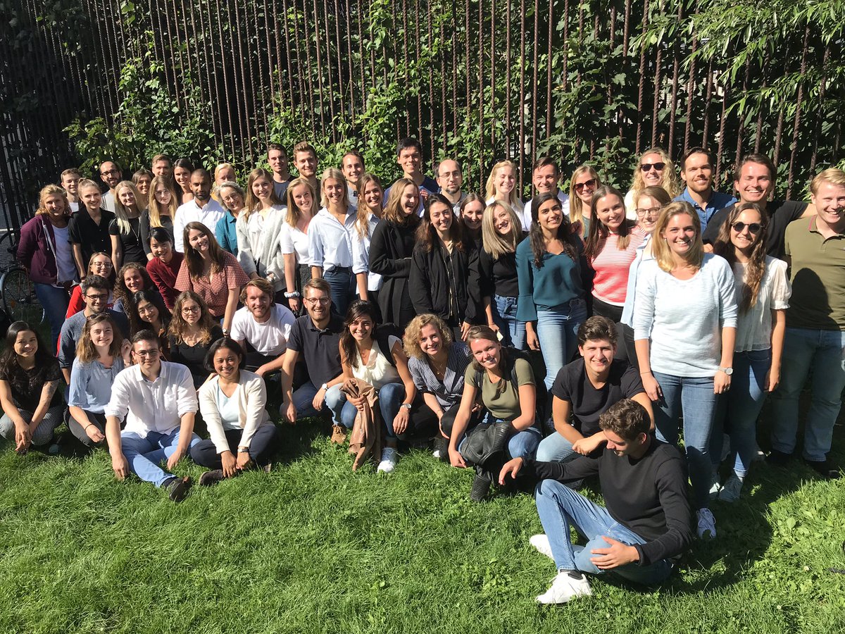 Siegfried_Walch's tweet photo. Welcome #ihsm &amp; #euhem students @MCI_Innsbruck to the #RLS19 #RealLifeSimulation2019. 

We continue the journey of the first #AlpbachLearningMission @forumalpbach to #beatNCDs

@PhilippeNarval 
@MikkelsenBente_ 
@OKaarboe 
@arminfidler 
@emanuelepdvn 
@ESHPM_EUR 
@UniOslo_HELED https://t.co/iDOZreg3RP