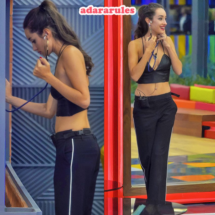 darkstars2020's tweet photo. Así entró Adara hace tres años en Gran Hermano 17. Esta noche podremos verla entrando en GH Vip.

#LlegaGHVIP #LlegaGHVIP7 #AdaraMolinero #Adara #GHVIP7 #GHVIP https://t.co/rXs0bWuAk7