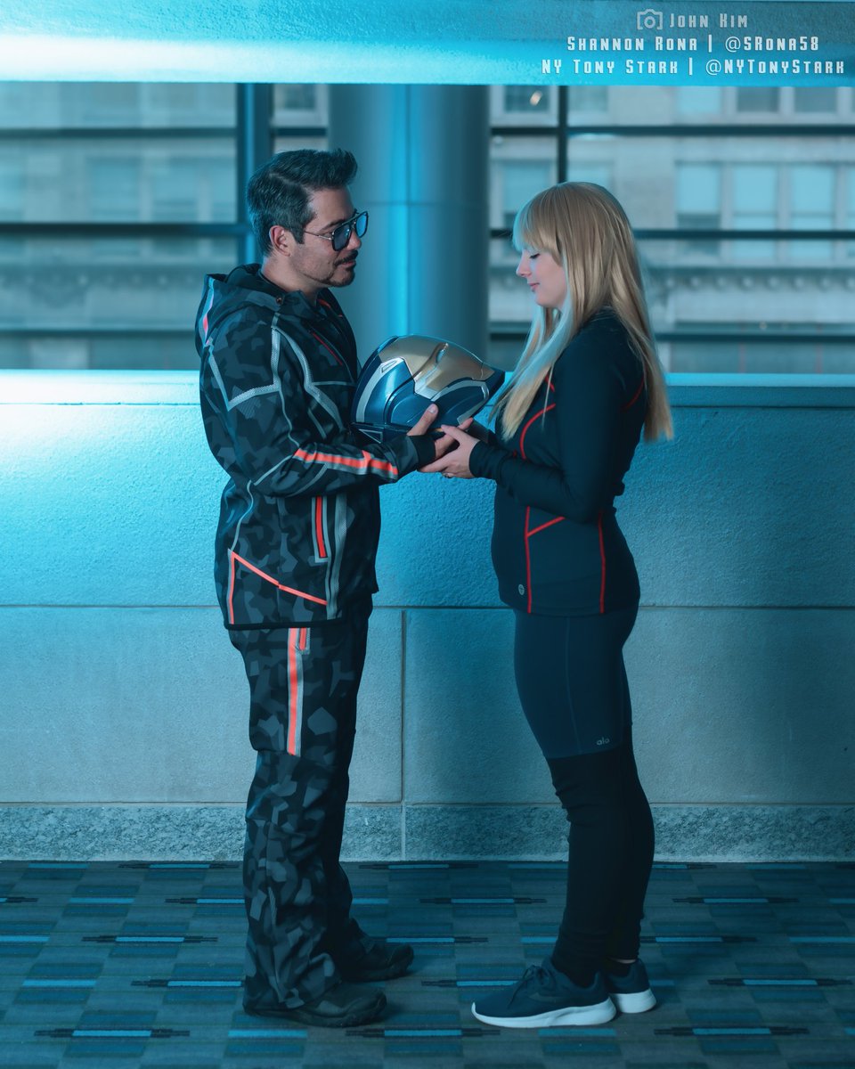 SRona_58's tweet photo. Photo set from #KeystoneComicCon came back 🤗
📸/edit: John Kim
Tony: @NYTonyStark
#cosplay #pepperpotts #rescue #tonystark #ironman @Russo_Brothers @marvel @MarvelStudios @Avengers @RobertDowneyJr @GwynethPaltrow https://t.co/dbTh3ylbNT