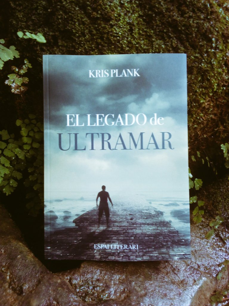 PlankKris's tweet photo. Pobre Hope...tan sola y tan cerca del clamor del bosque. ¿Quién la guiará? https://t.co/WZ1KY1WzDH