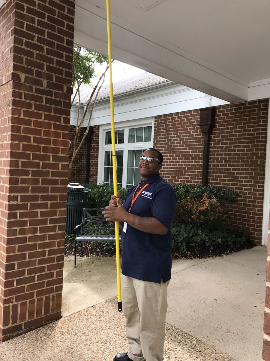 UVAApprentice's tweet photo. Make sure everyone can see And have a bright pathway. Changing the outside lights for UVA Dialysis Center in Orange County. #lightsout #safetyglasses #safetyfirst #brightpathway #Electricalapprentice #UVAapprentice https://t.co/9IBNfLx9ox