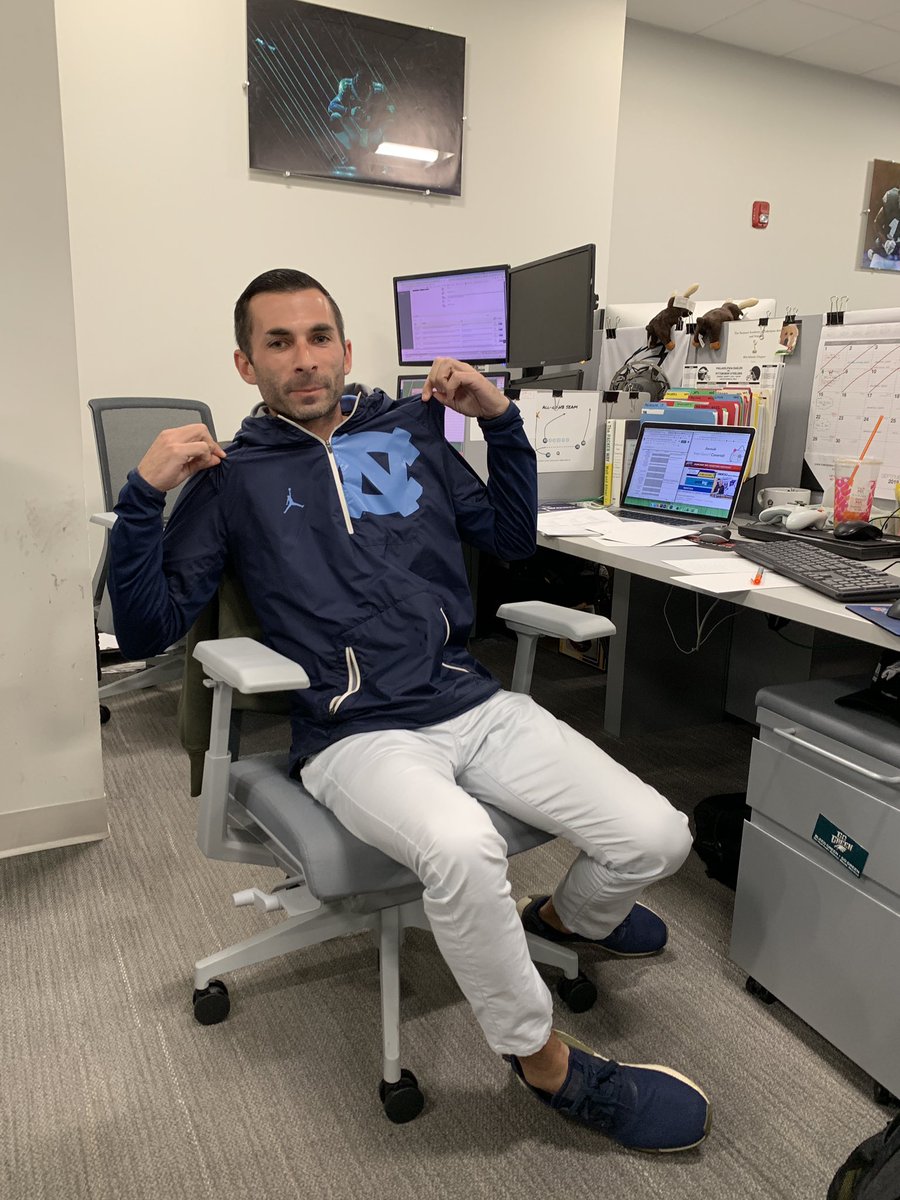 MollyESullivan's tweet image. And, the winner is... @BenFennell_NFL #alwayssharp