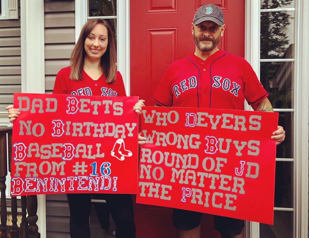 On route fr #Halifax to #Toronto for our <a href="/RedSox/">Red Sox</a>! Tonight we’re in row 1, left field, so for her bday, Irelind can see her fav: <a href="/asben16/">Andrew Benintendi</a>. With any luck, he’ll give her a nod or toss her a b-ball. Regardless, we’ll be there to cheer with these cool signs she made. <a href="/mookiebetts/">Mookie Betts</a>
