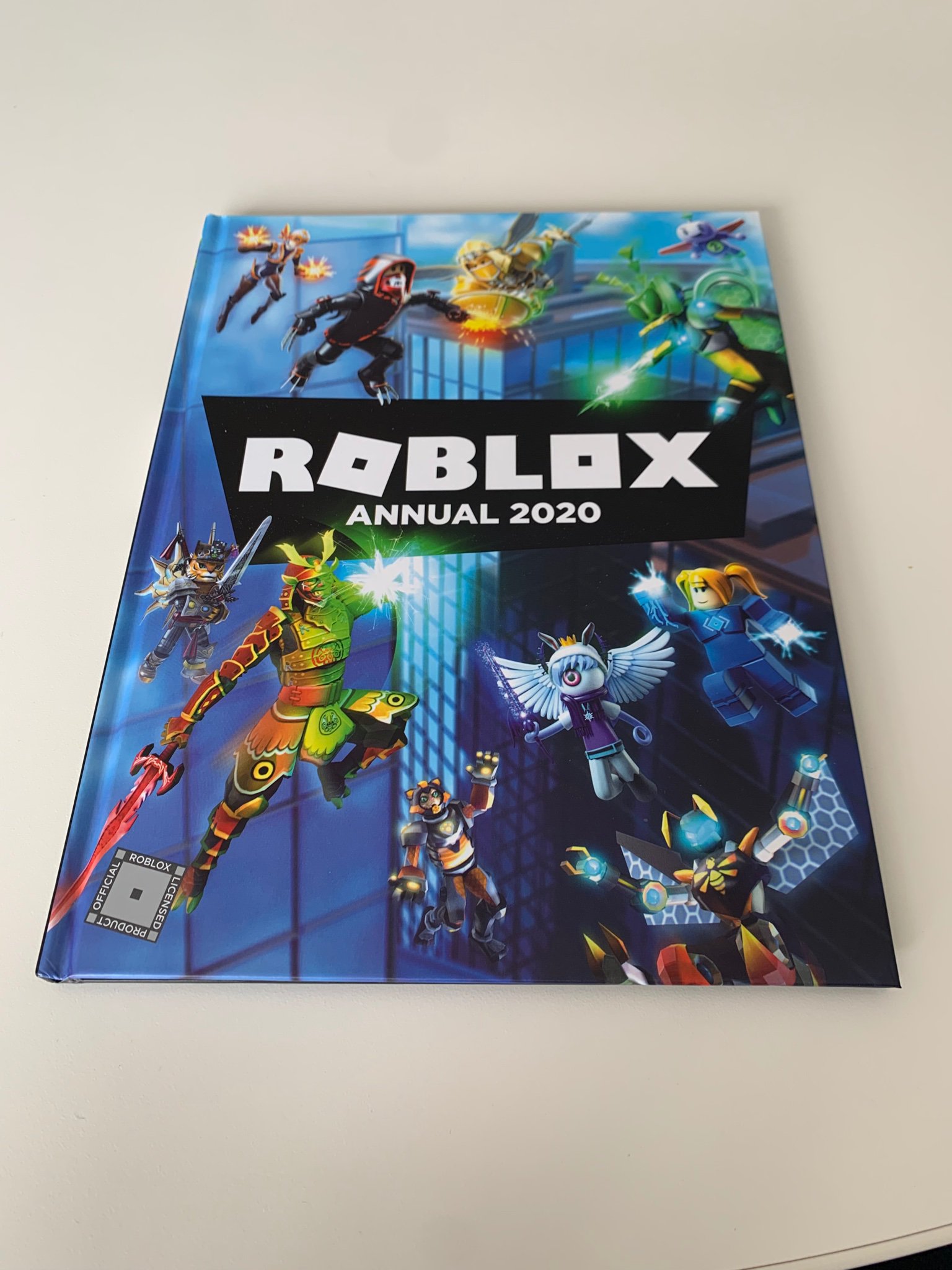 Asimo3089 On Twitter Another Book By Roblox With Jailbreak
