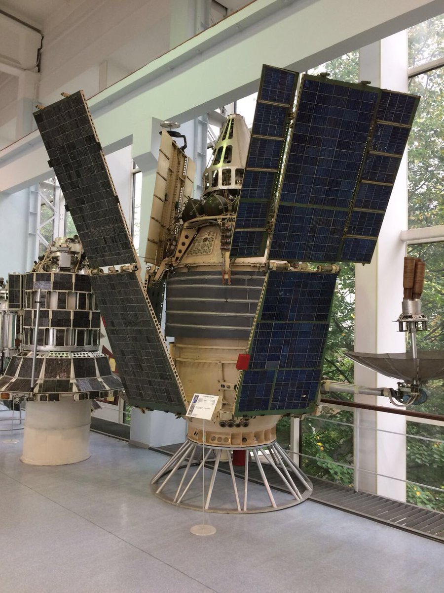 The engineering mock-up of the  #Molniya1 communication satellite.