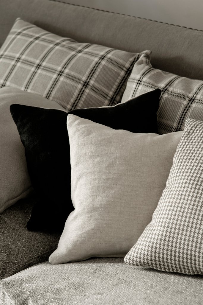 Take a look at the new collection from @lescreationsdelamaison: DARTMOOR. A collection with masculine inspiration composed of 3 fabrics and available in 6 attractive colour ranges.