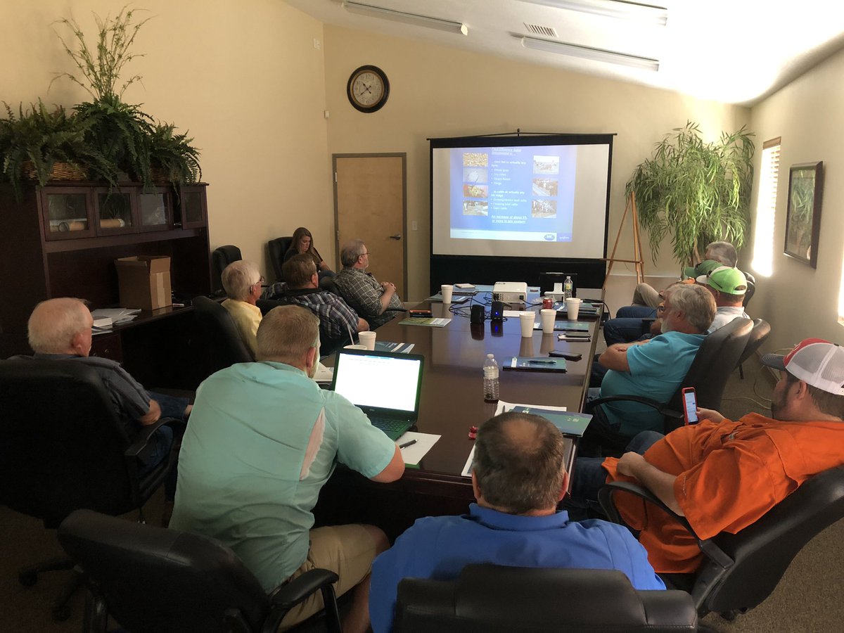 FKPPRICE's tweet photo. #Enogen training and 2020 NK Kickoff meetings are in full swing! #NKSeeds #technologygeneticsvalue @Marchennen @MatthewGLarson @FleishmanDaniel @sean_engel https://t.co/dYQsD4tAgj