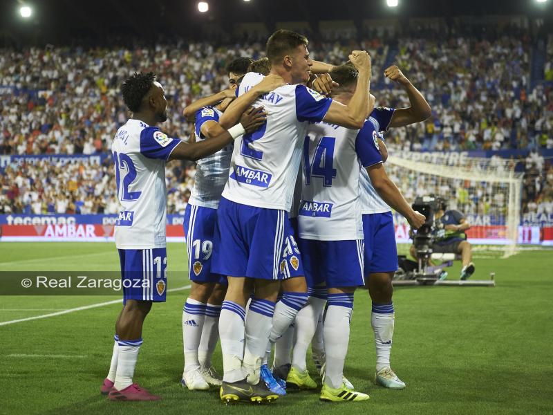 cervezasambar's tweet photo. 👀👉Sorteo👈 2/2 victorias en La Romareda ¿vamos a por la tercera?😆
Sorteamos 1 entrada doble para el @RealZaragoza  - Extremadura el día 15 a las 18 horas ⚽🦁
🍀FL+RT para participar
⏳Sorteo el próximo vienes https://t.co/KUasHOQLLQ