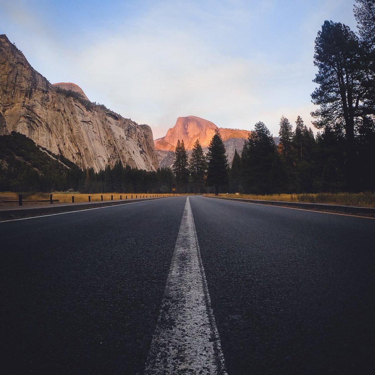 StandardLFW's tweet photo. Road Tripping 🛣🏞
#standardlifewear https://t.co/vaOSWI09JA